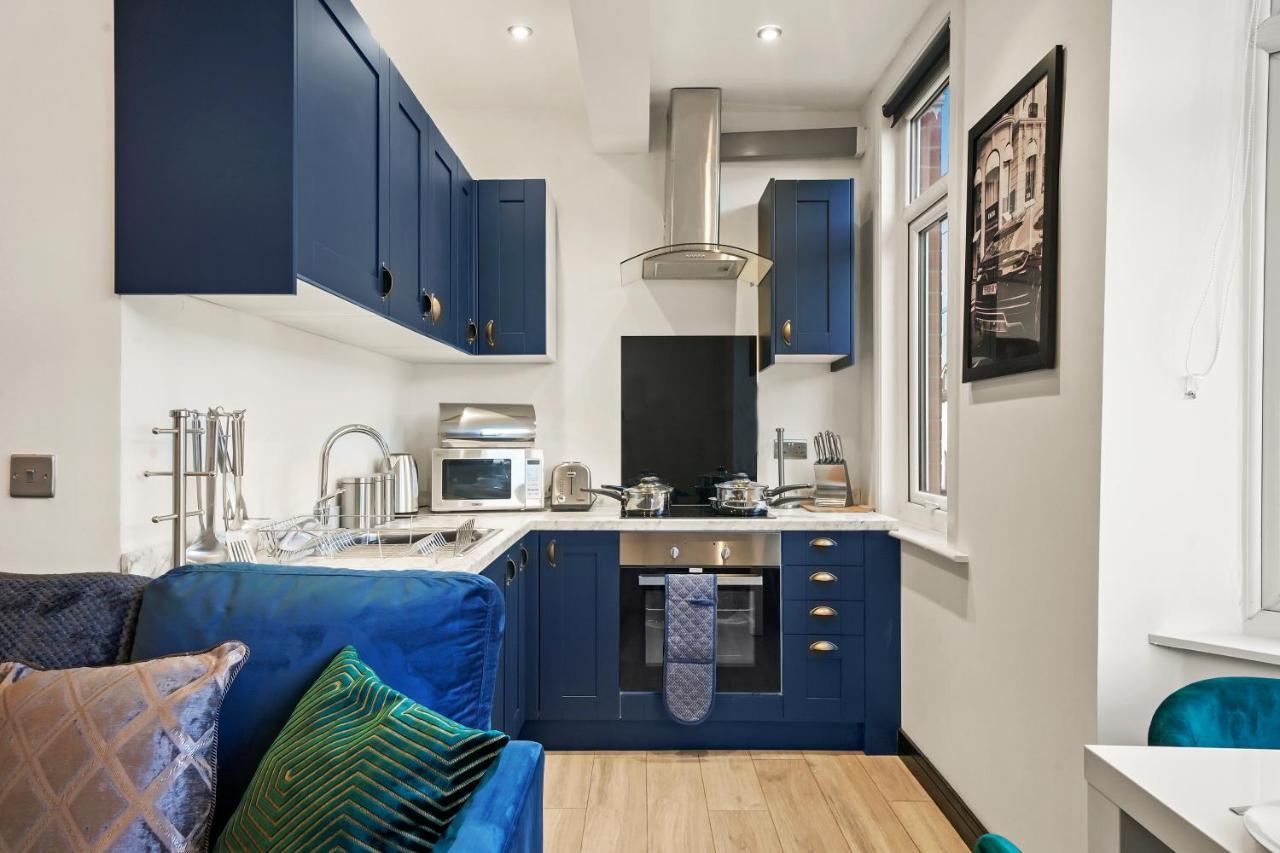 Stylish Yorkshire Gem - Sleeps 4 - Great Location Apartment Castleford Exterior foto